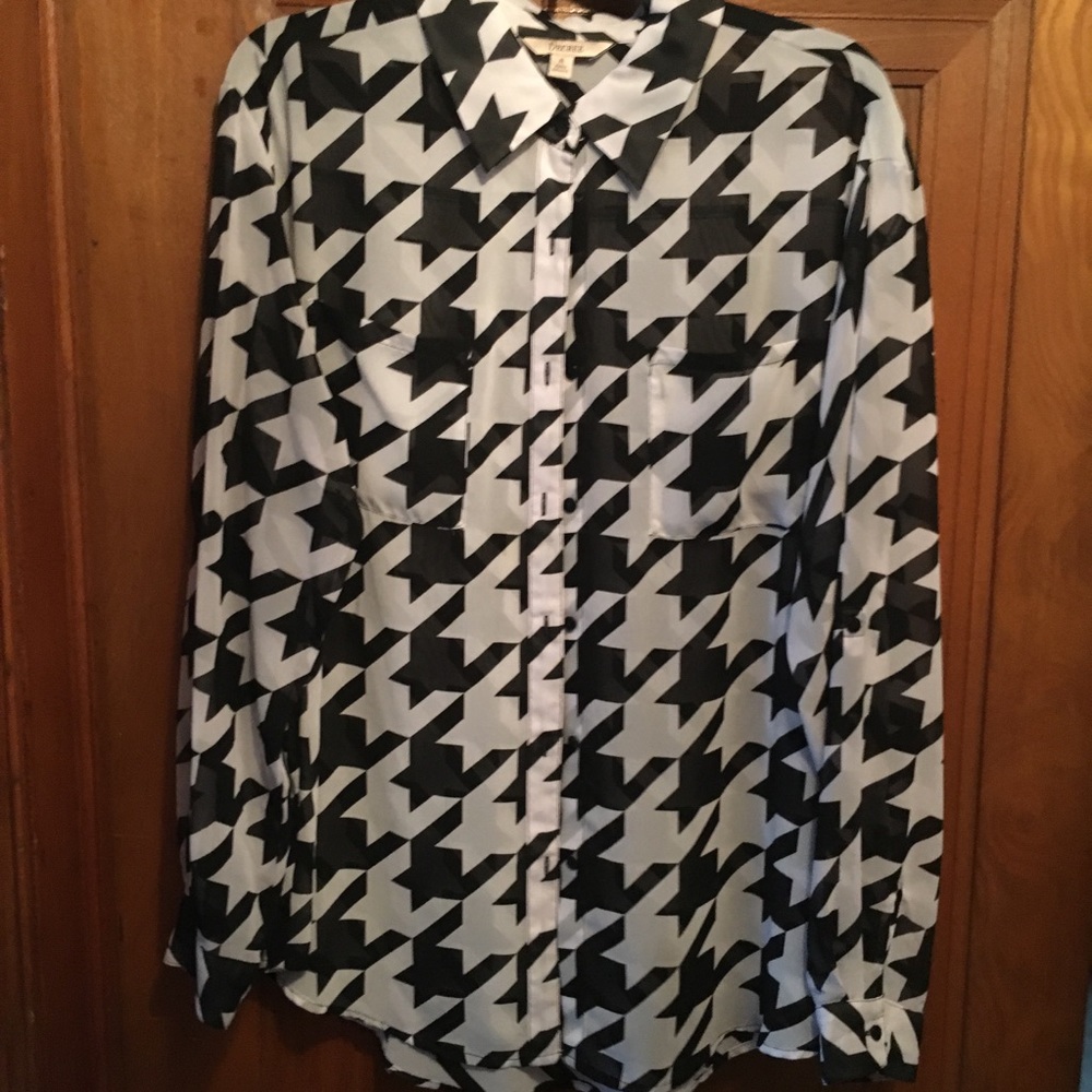 Black and White Button-down Blouse